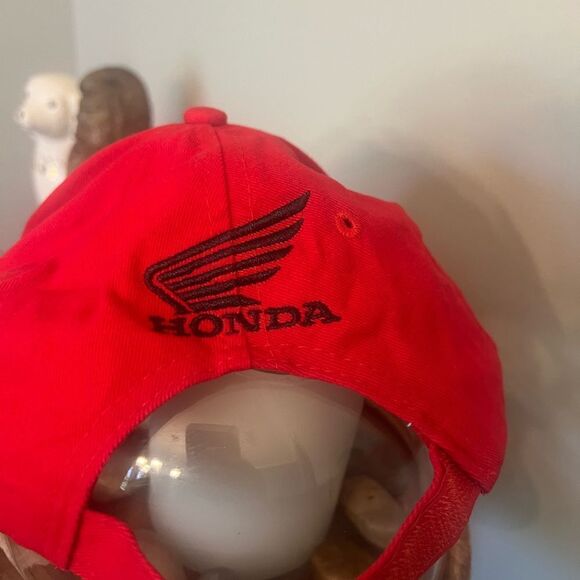Honda Pioneer Side By Side Red Adjustable Baseball Ball Cap Hat. - Picture 3 of 7